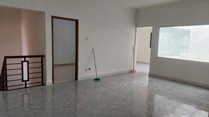 dijual rumah pisangan cirendeu ciputat
