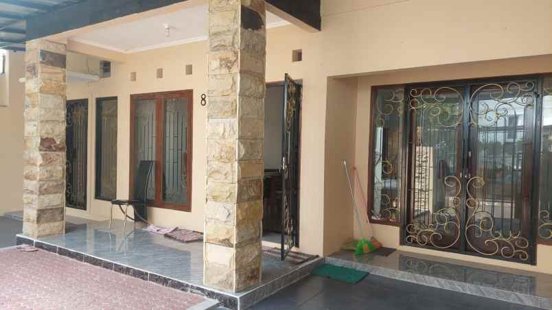 dijual rumah pisangan cirendeu ciputat