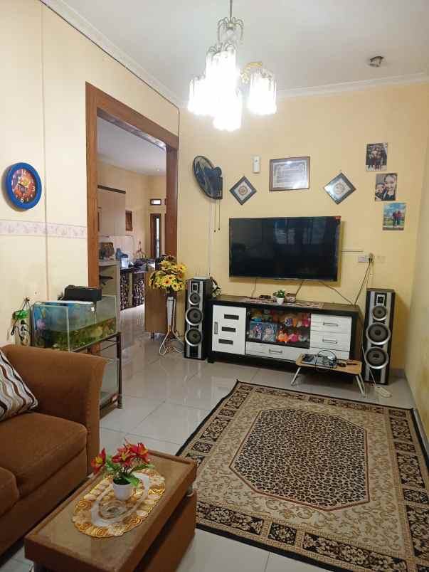 dijual rumah pondok cabe ilir