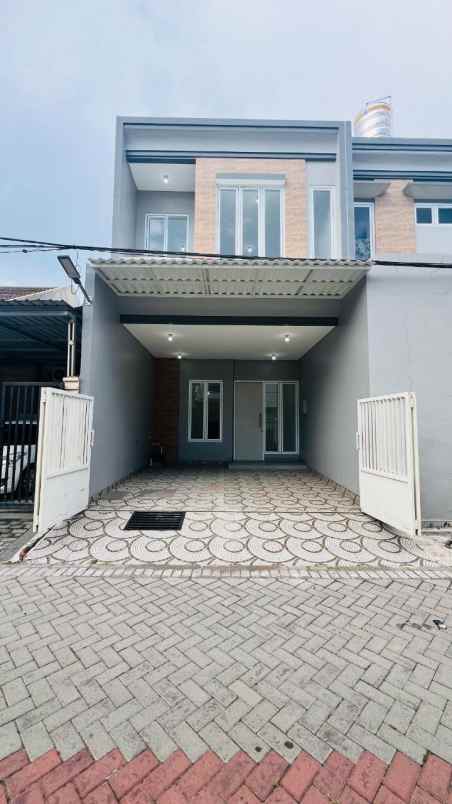 dijual rumah pondok chandra