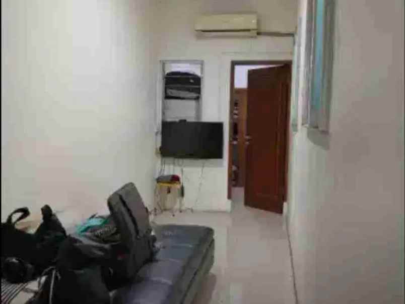 dijual rumah pondok kopi