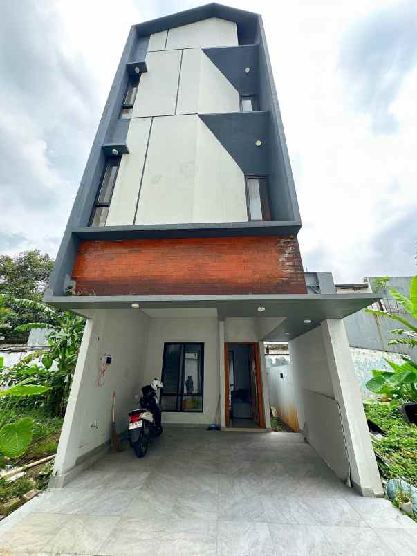 dijual rumah pondok labu