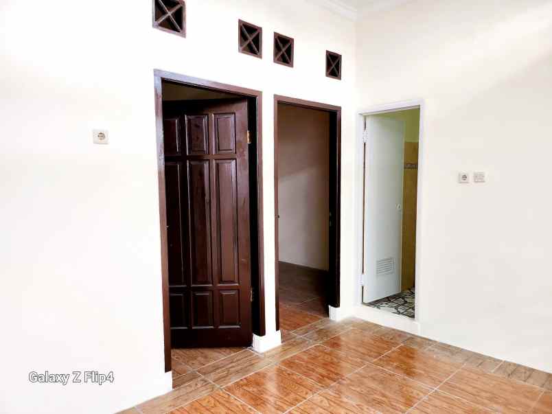 dijual rumah pondok ungu permai sektor