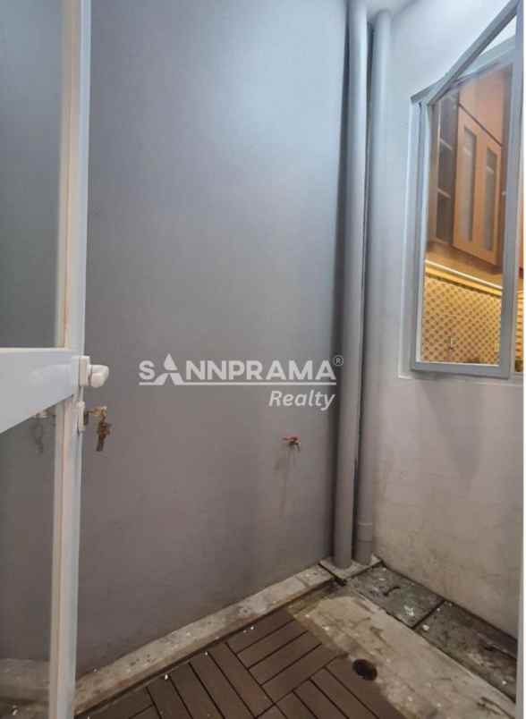 dijual rumah rangkapan jaya