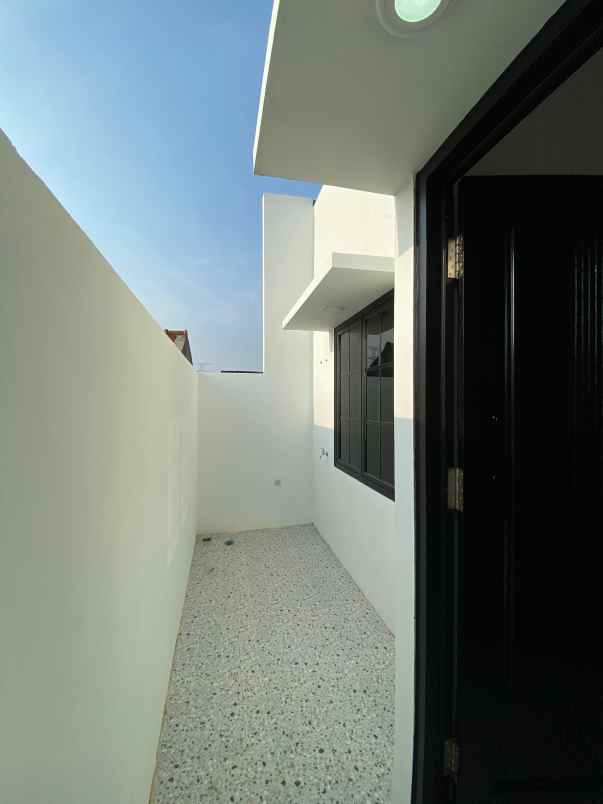 dijual rumah rangkapan jaya baru