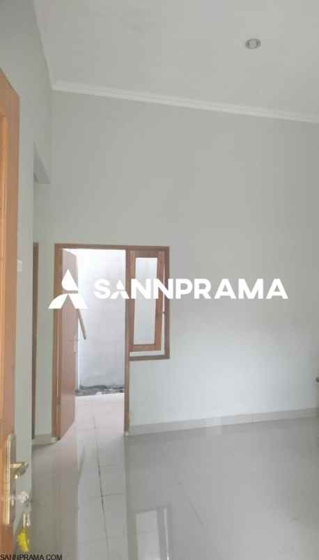 dijual rumah rangkapan jaya pancoran