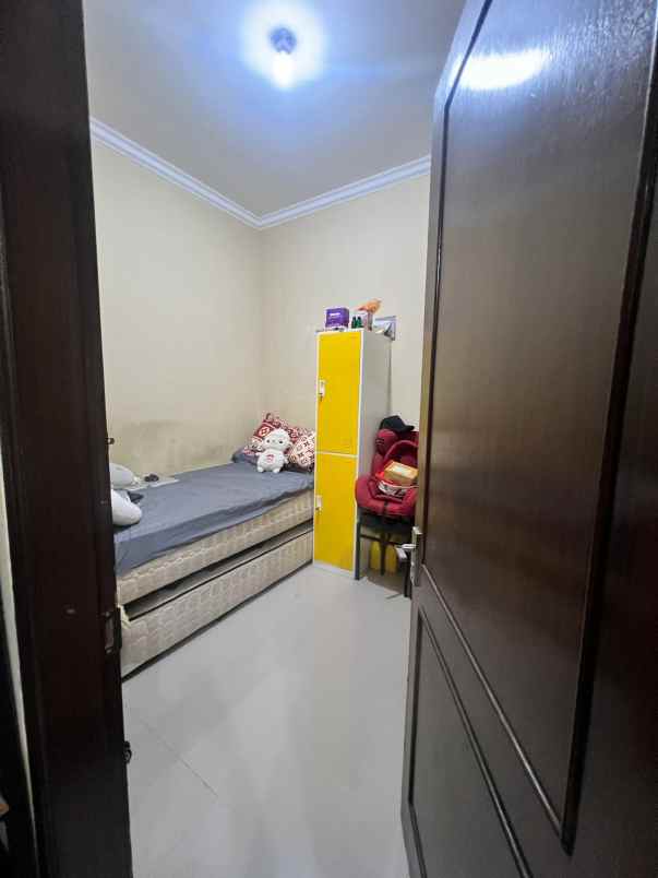 dijual rumah ratu jaya