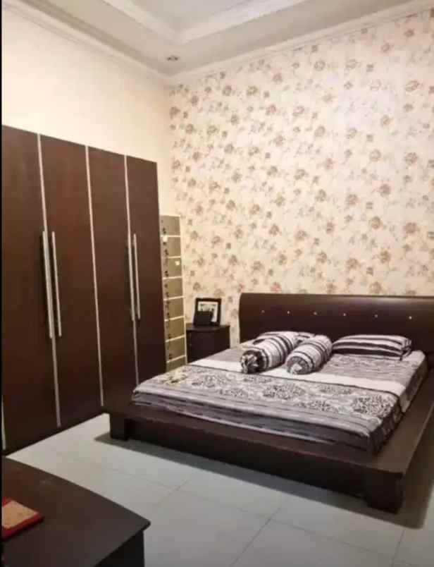 dijual rumah rawamangun