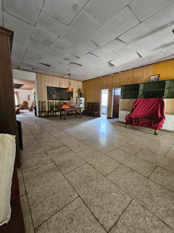 dijual rumah raya panglima sudirman
