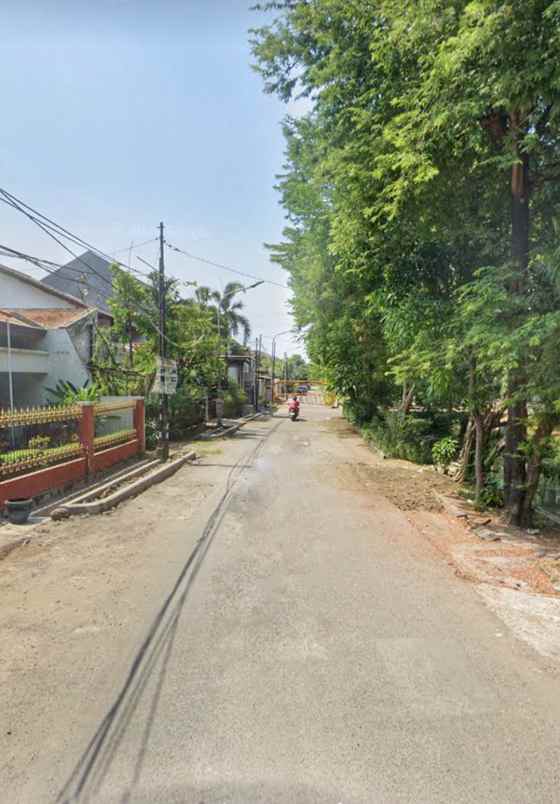 dijual rumah raya saronojiwo panjang