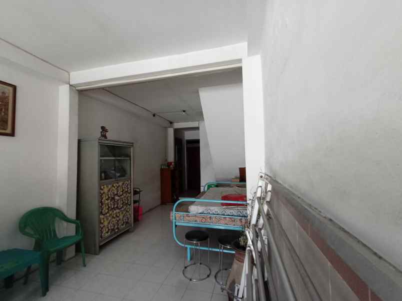 dijual rumah rungkut asri utara