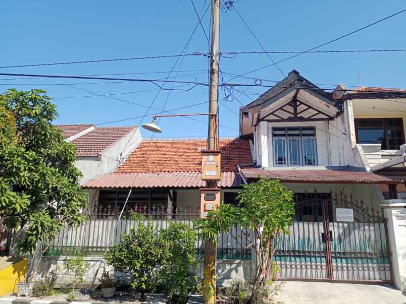 dijual rumah rungkut asri utara