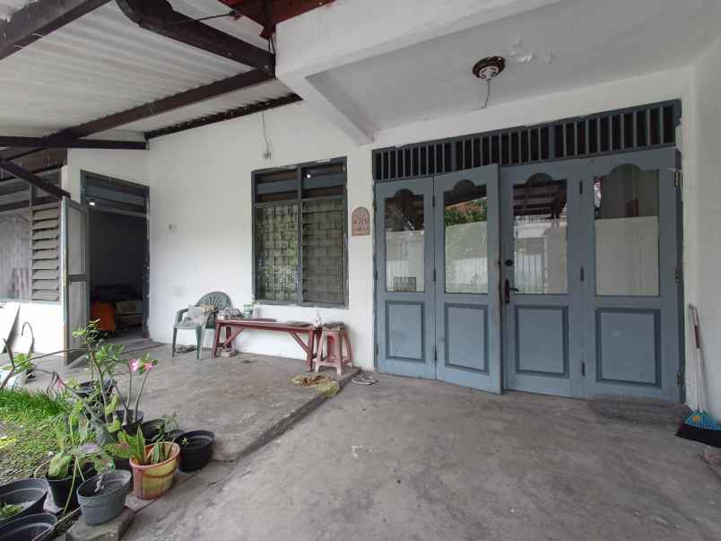 dijual rumah rungkut asri utara