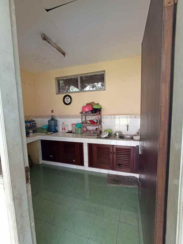 dijual rumah rungkut merr