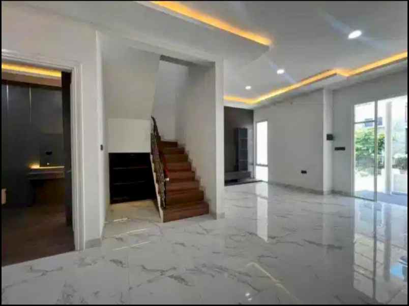 dijual rumah sambikerep