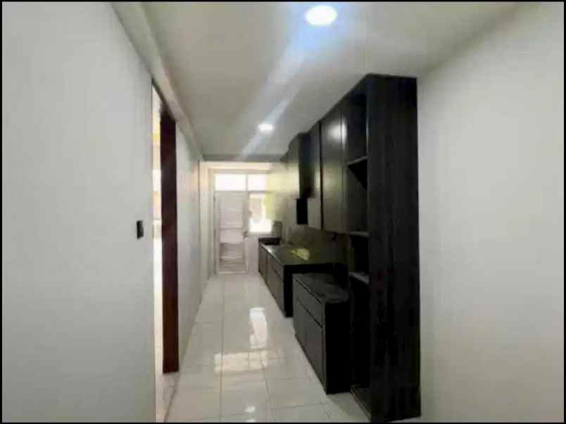 dijual rumah sambikerep