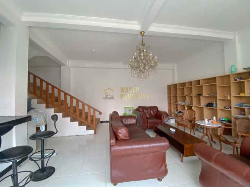 dijual rumah sariharjo kec ngaglik kab