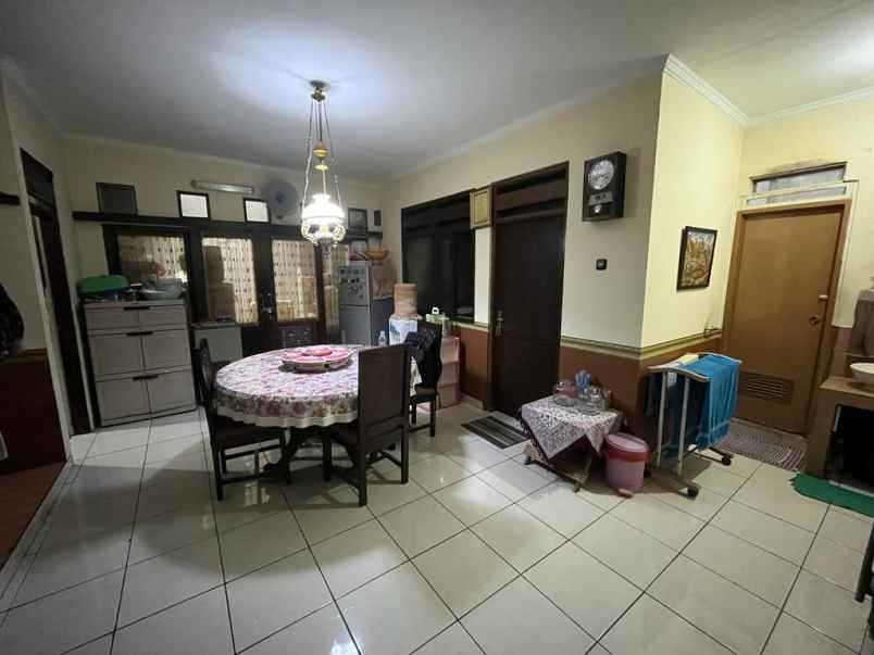 dijual rumah setiabudi jaksel