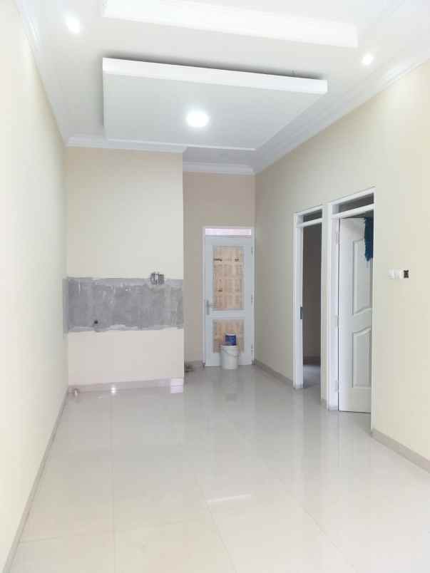 dijual rumah siap huni dekat toll desari pancoran mas