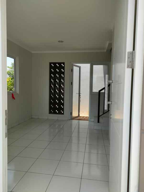 dijual rumah siap huni di sumarecon gedebage bandung