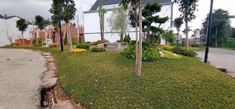 dijual rumah smart valley dago