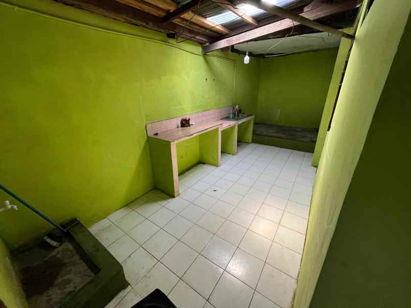 dijual rumah spbu balecatur