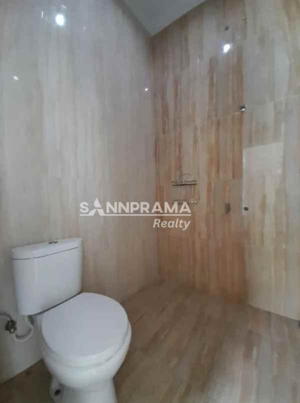 dijual rumah srengseng sawah