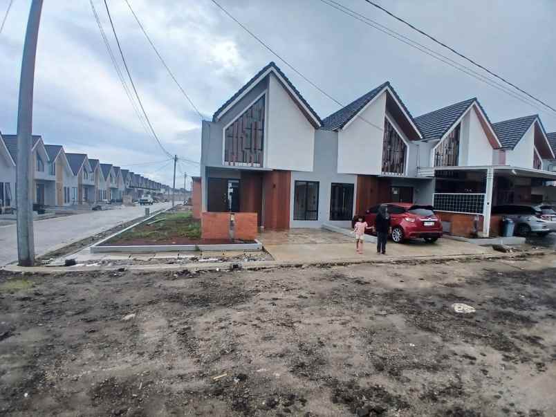 dijual rumah strategis di kota serang