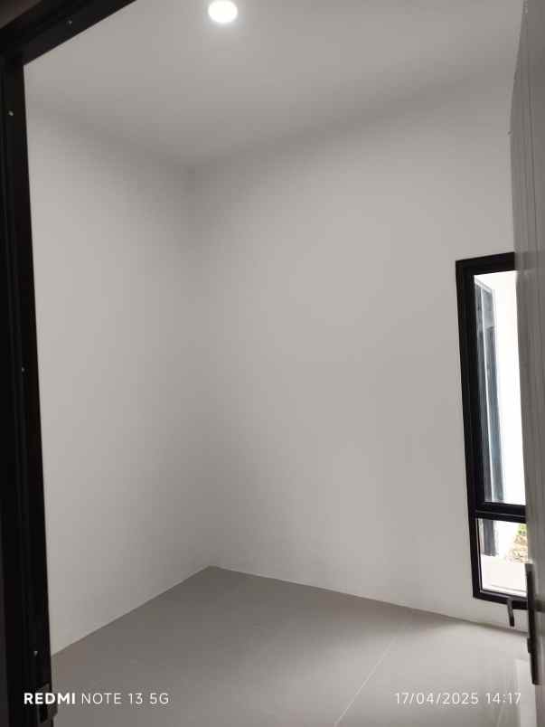 dijual rumah strategis di kota serang