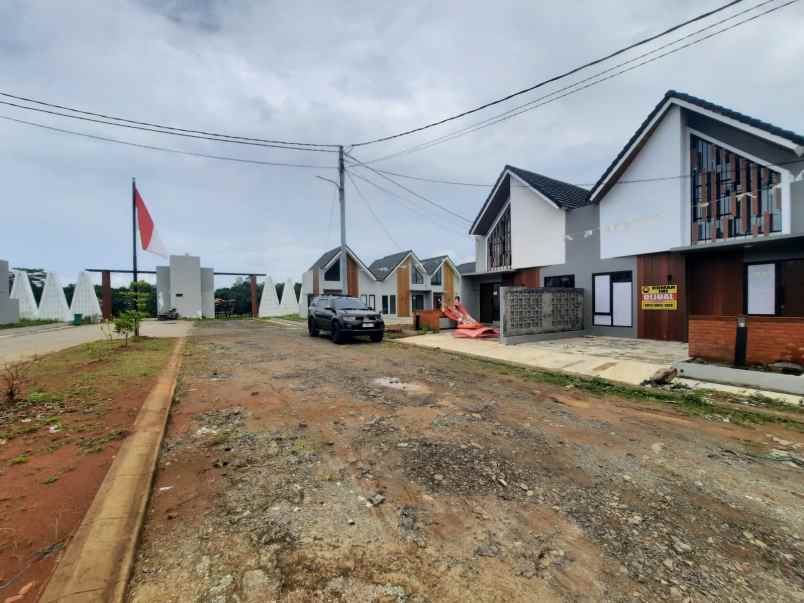 dijual rumah strategis di kota serang