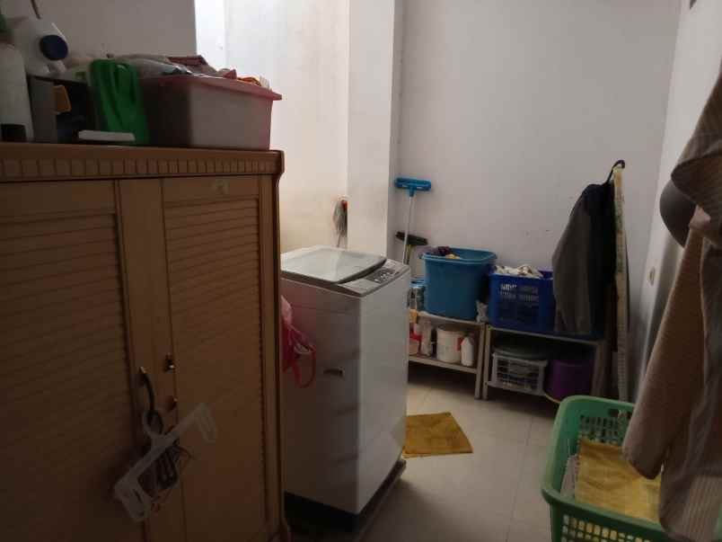 dijual rumah sunter mas