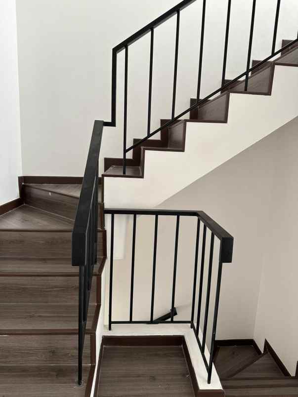 dijual rumah talaga bestari balaraja