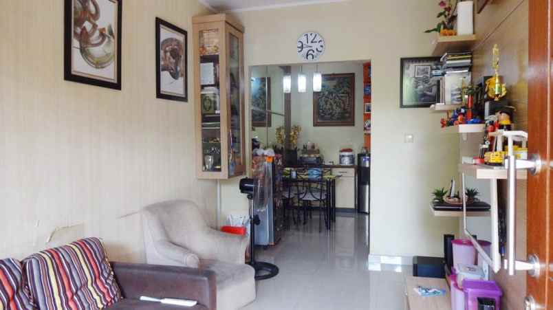 dijual rumah taman anyelir 2 blok c1 no