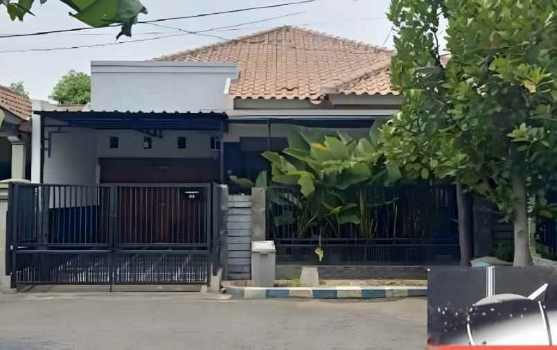 dijual rumah taman menanggal indah