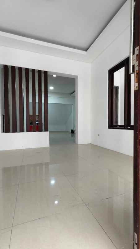 dijual rumah the gayungsari