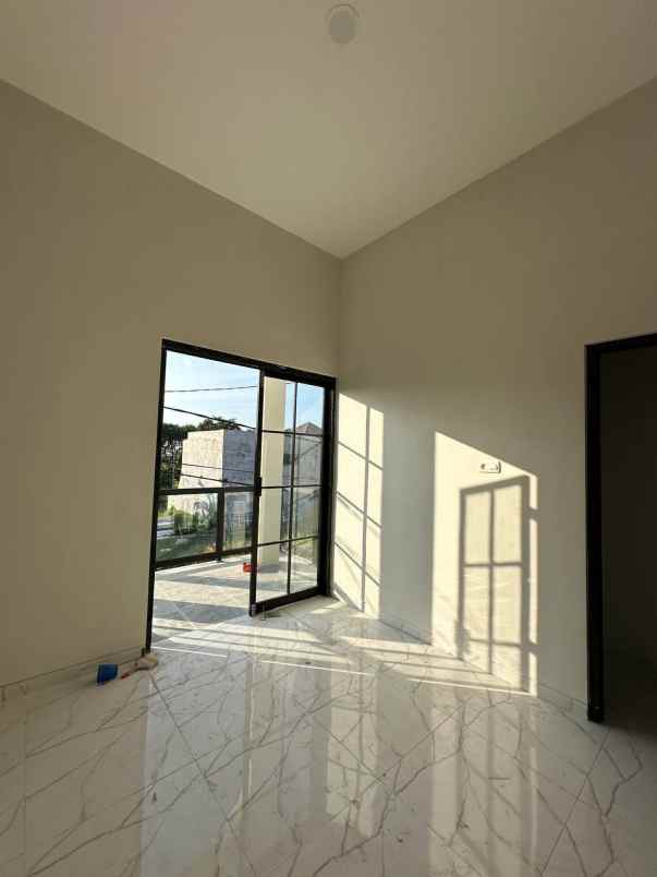 dijual rumah tunjungsekar lowokwaru