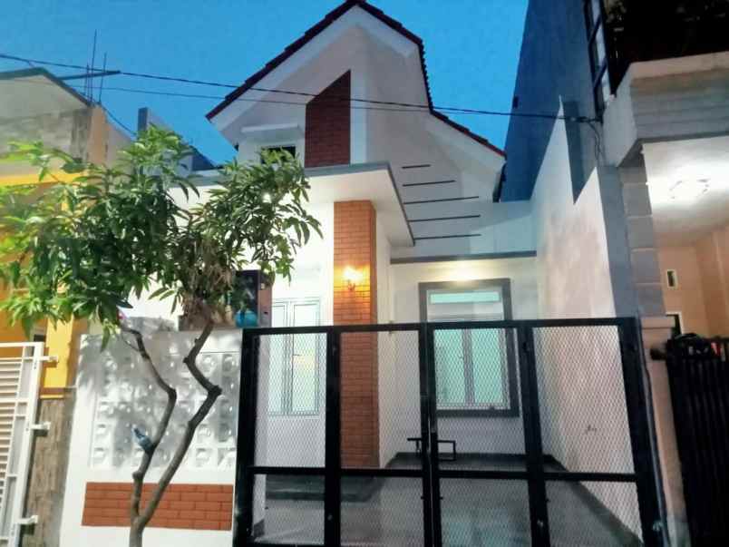 dijual rumah villa indah permai kota bekasi