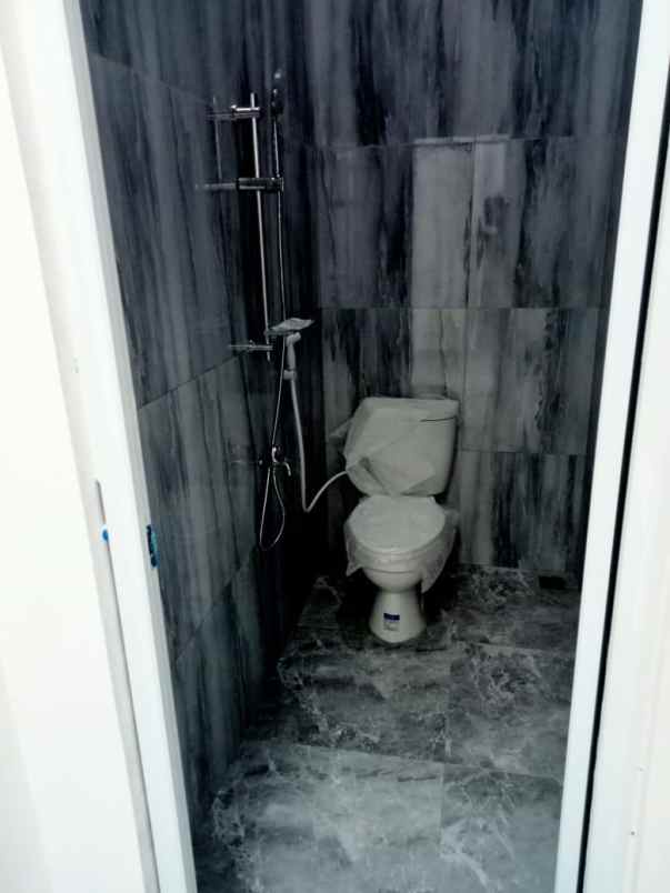 dijual rumah villa indah permai kota bekasi