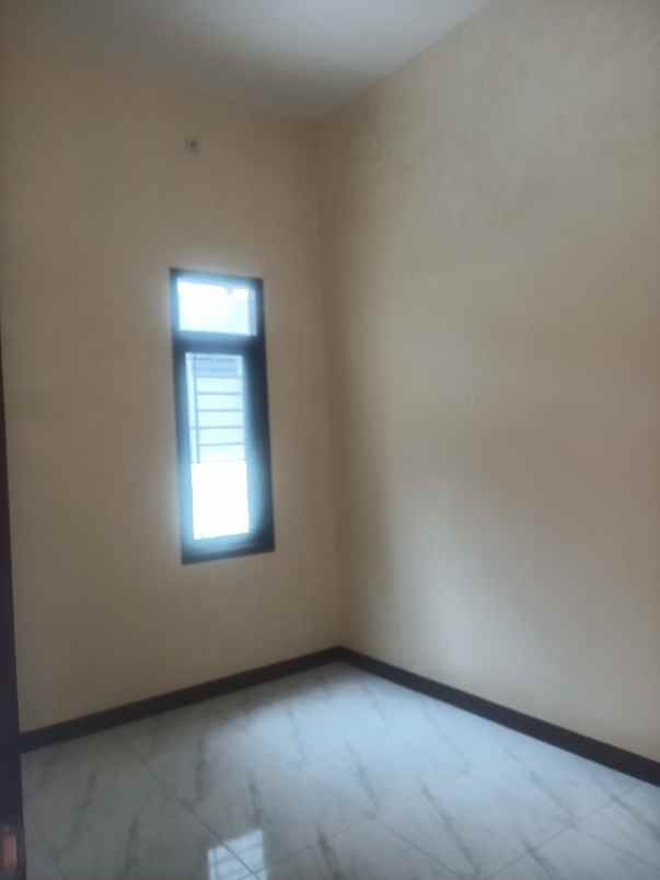 dijual rumah villa mutiara gading 1 bekasi