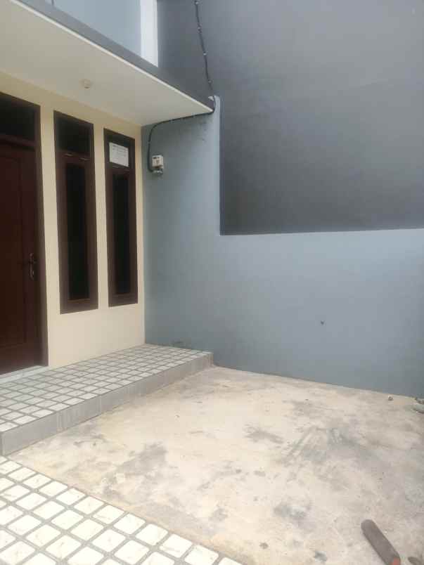 dijual rumah villa mutiara gading 1 bekasi