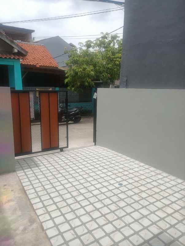 dijual rumah villa mutiara gading 1 bekasi