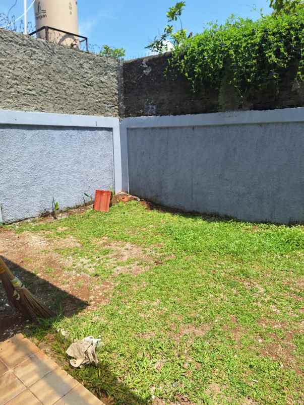 dijual rumah villa pamulang mas