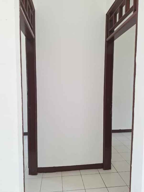 dijual rumah villa pamulang mas