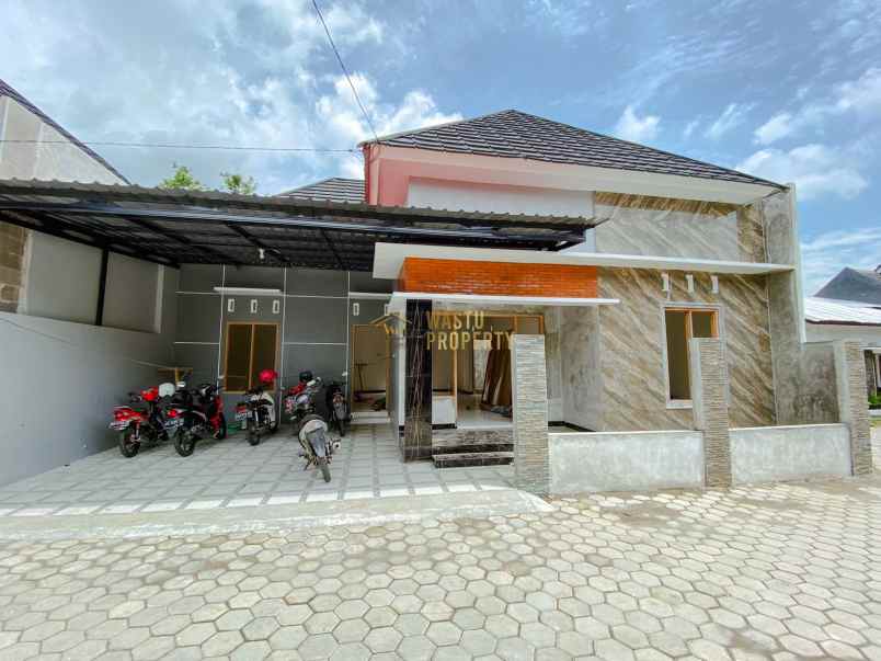 dijual rumah wedomartani ngemplak