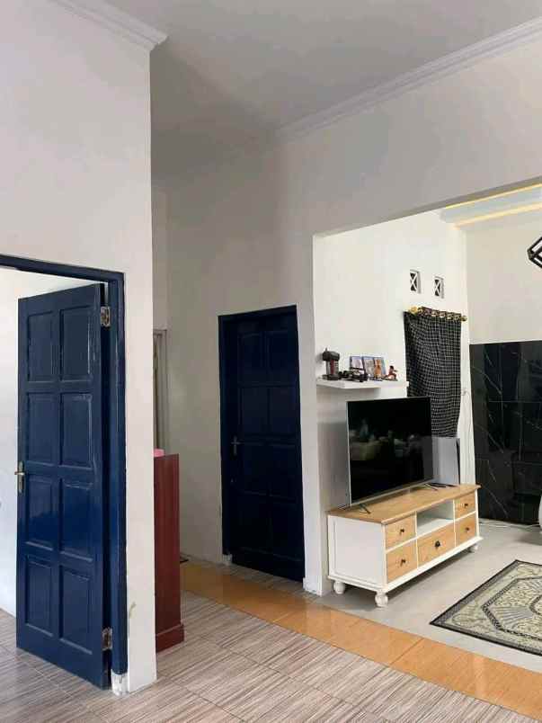 dijual rumah wisata bibis