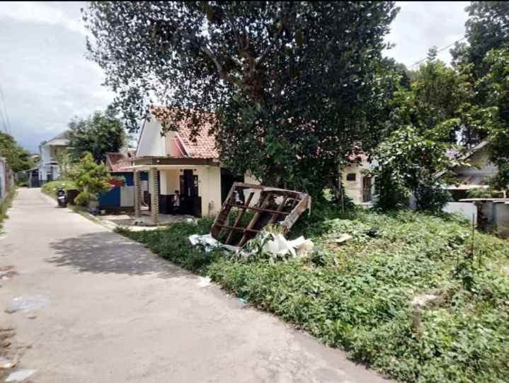 dijual tanah akses jl mobil dekat ke pasar cilimus