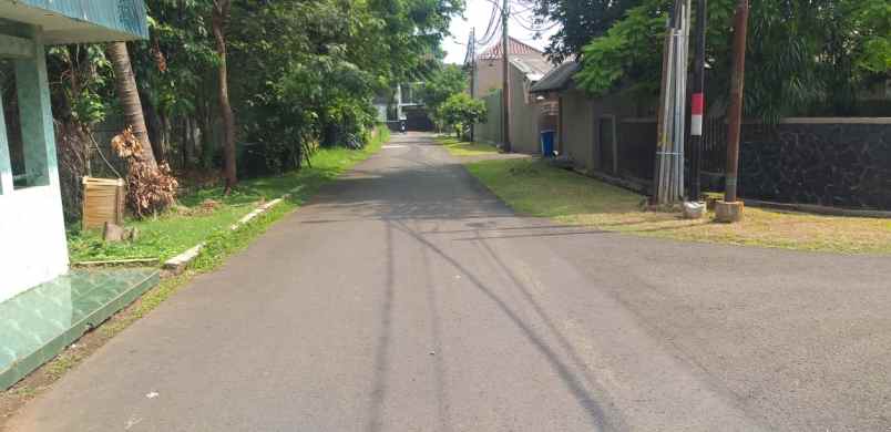 dijual tanah dan rumah dalam perumahan di cipayung