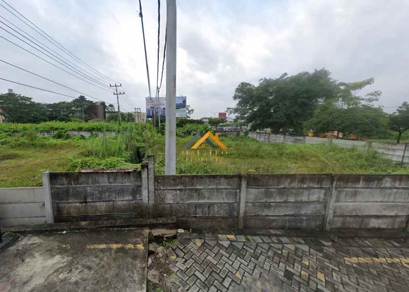 dijual tanah jalan soekarno hatta