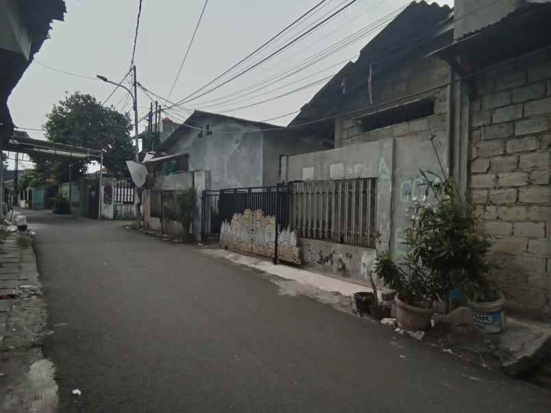 dijual tanah jl ciledug raya petukangan