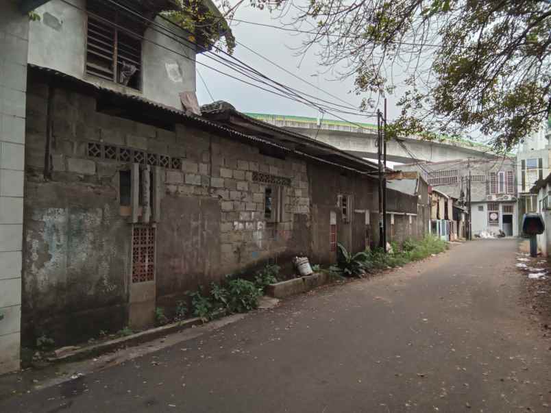 dijual tanah jl ciledug raya petukangan